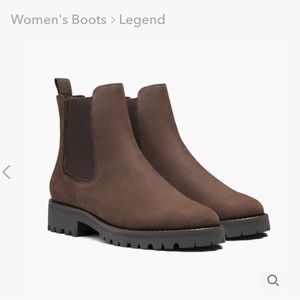 Thursday Chelsea Boots Matte Legend